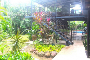 Elevated Tropical House, Casuarina